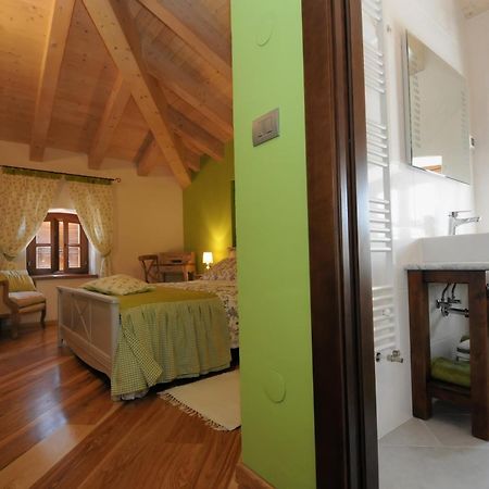 Bed & Breakfast Korta Gira Buici  客房 照片