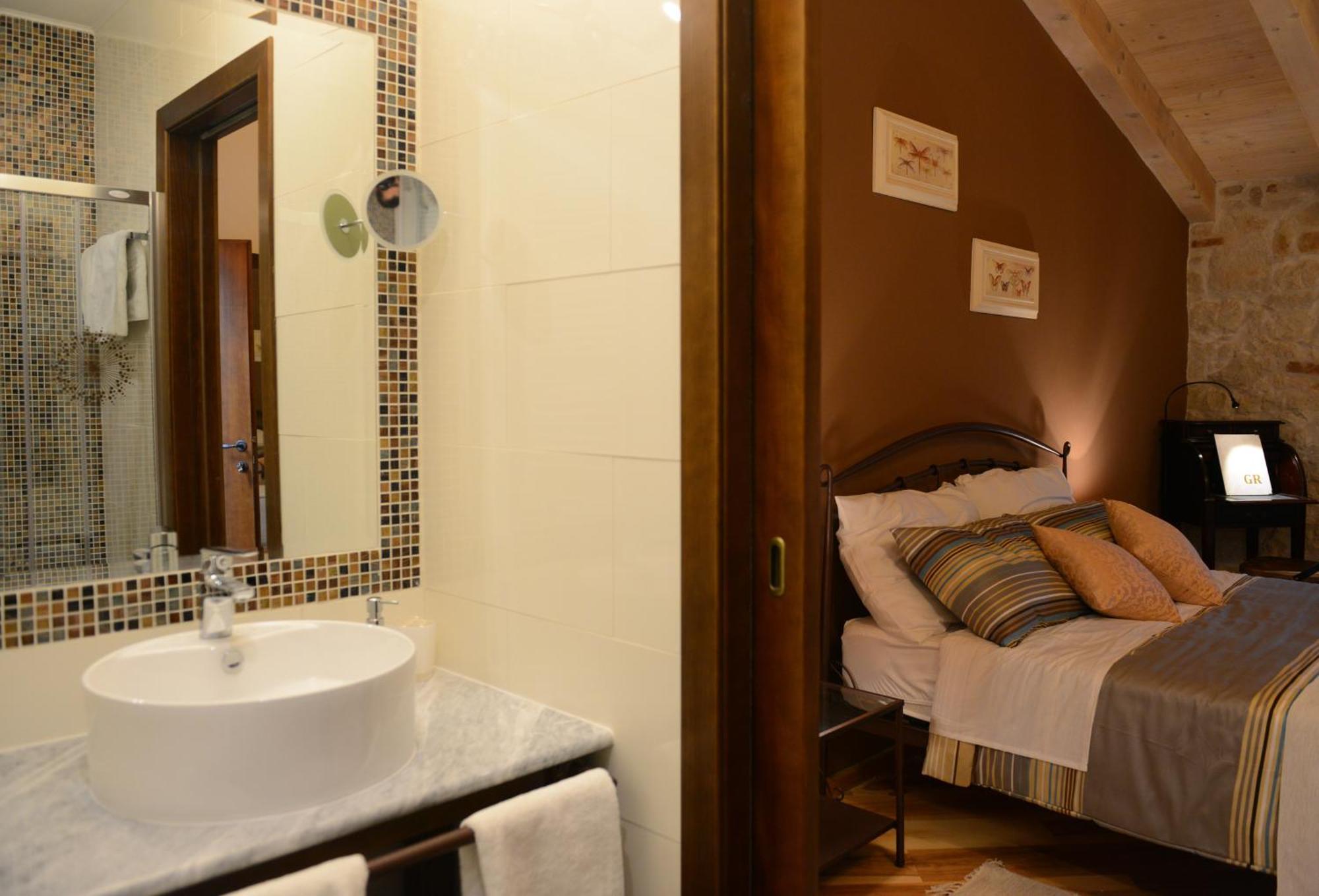 Bed & Breakfast Korta Gira Buici  客房 照片