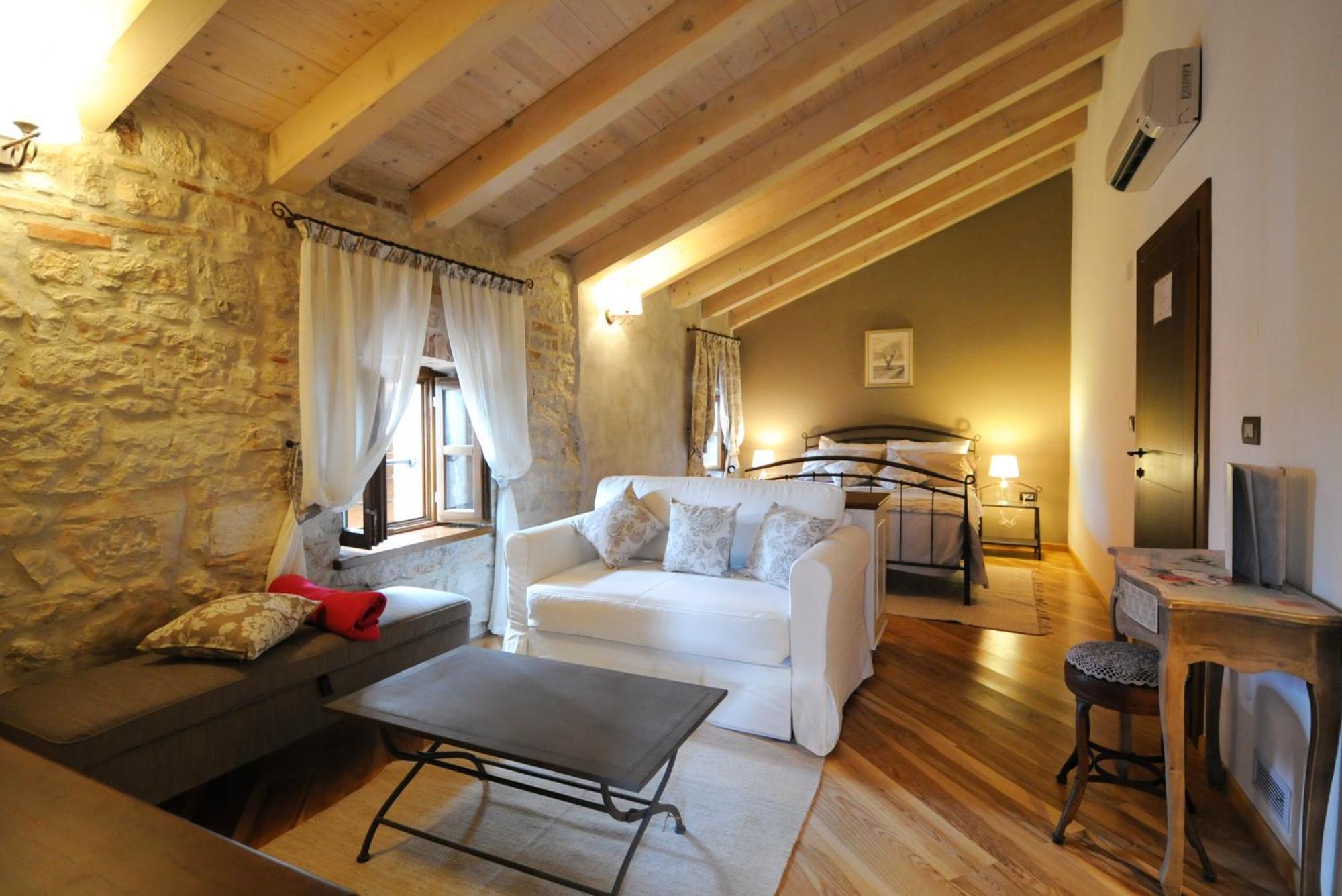 Bed & Breakfast Korta Gira Buici  客房 照片